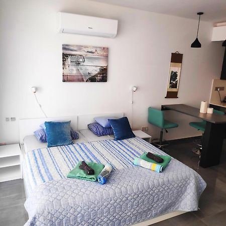 Relax&Dream Apartment Long Beach Agios Georgios  Esterno foto